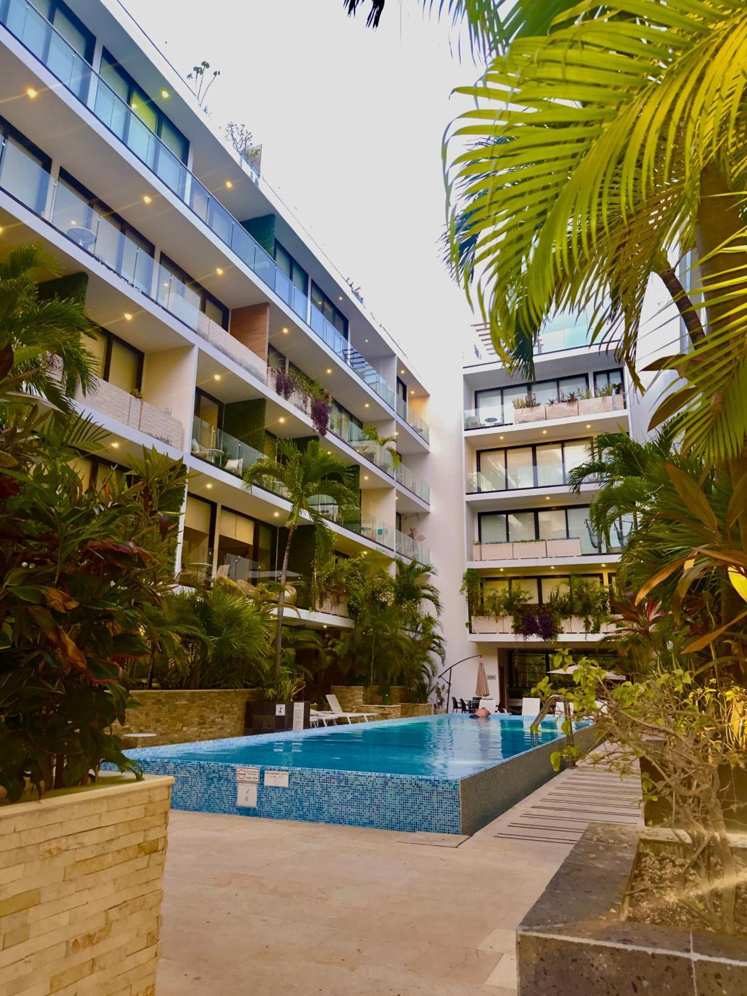The City Condos By Menesse Playa del Carmen Bagian luar foto